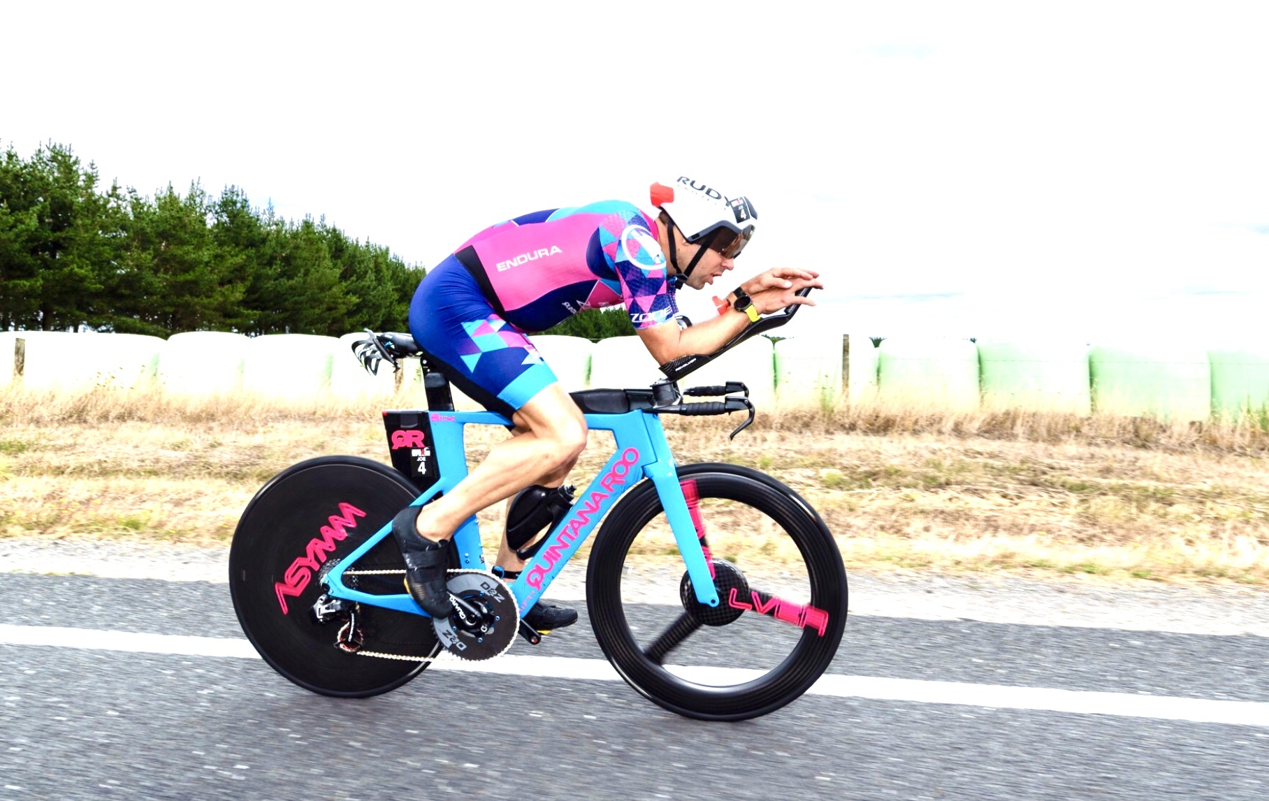 Joe Skipper Smashes 12 Hour British Competition Record - Evolve Aero - High  Performance Cycling Wheels and Aero Equipment for Cycling and Triathlon